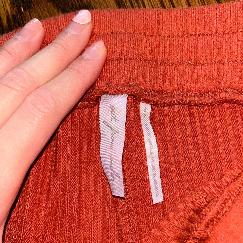 Urban Outfitters Ribbed Flare Pants - Picture 2 of 2